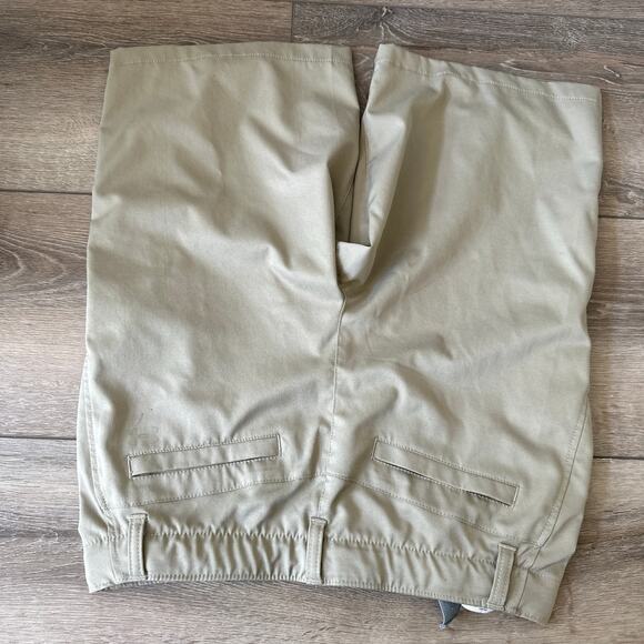 Under Armour golf shorts - Picture 2 of 5